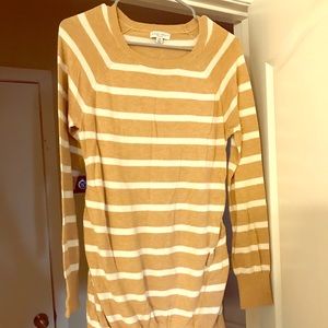 Maternity sweater